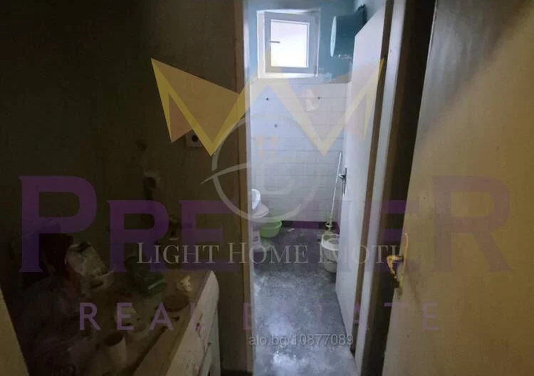 Четиристаен апартамент в кв.Съдийски,гр.Пловдив -  - снимка 12 - Имоти Премиер