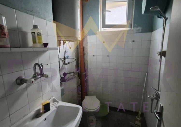 Четиристаен апартамент в кв.Съдийски,гр.Пловдив -  - снимка 14 - Имоти Премиер