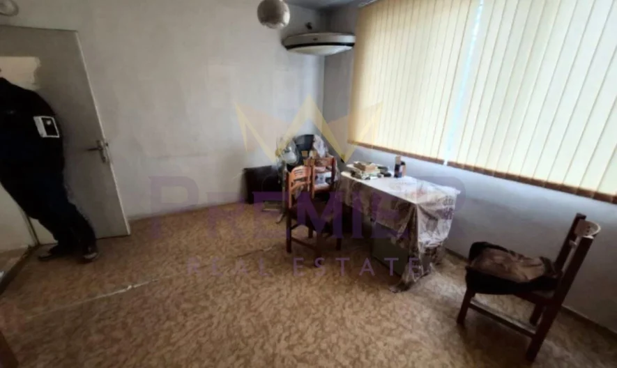 Четиристаен апартамент в кв.Съдийски,гр.Пловдив -  - снимка 7 - Имоти Премиер