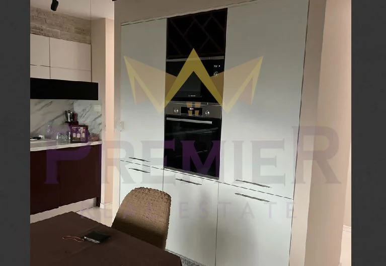 ЧЕТИРИСТАЕН АПАРТАМЕНТ В М-СТ ЗЕЛЕНИКА -  - снимка 4 - Имоти Премиер