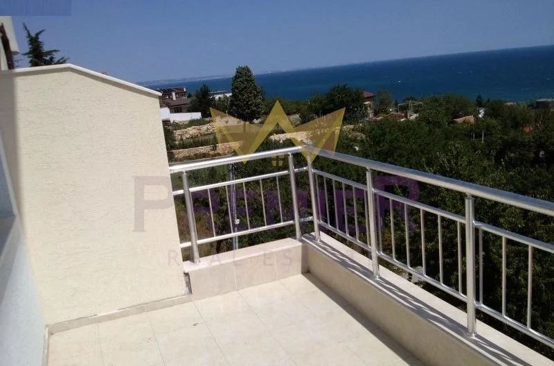 Четиристаен апартамент в м-т Ален мак -  - снимка 12 - Имоти Премиер