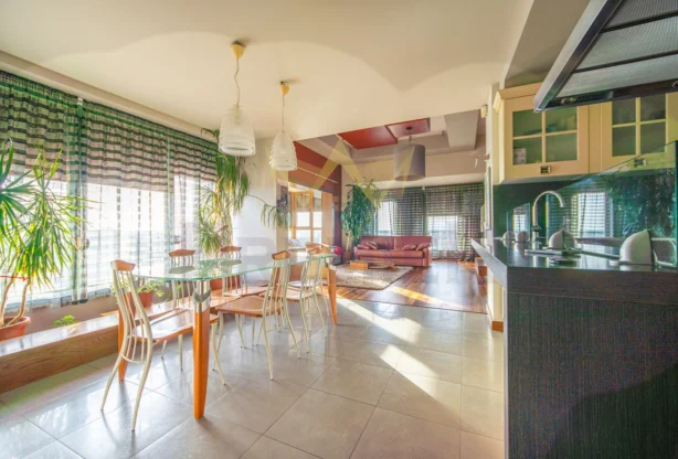 Агенция за недвижими имоти - Имоти Премиер - имот - 1082757, Цена: 330000 EUR