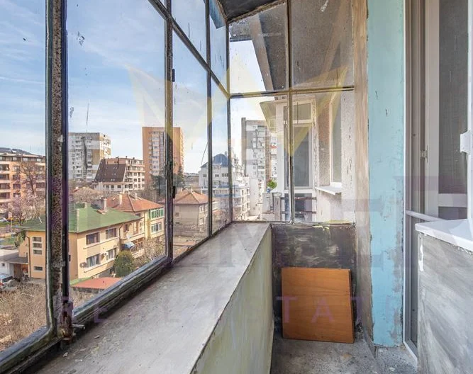 Четиристаен Апартамент В Района на Базар Левски гр.Варна - - снимка 17 - Имоти Премиер