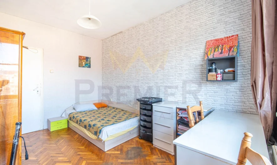 Четиристаен Апартамент В Района на Базар Левски гр.Варна -  - снимка 3 - Имоти Премиер