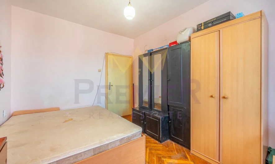 Четиристаен Апартамент В Района на Базар Левски гр.Варна - - снимка 6 - Имоти Премиер