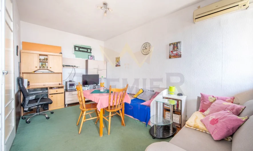 Четиристаен Апартамент В Района на Базар Левски гр.Варна -  - снимка 6 - Имоти Премиер