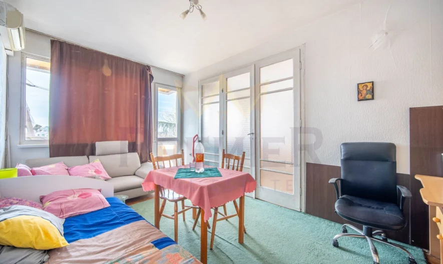 Четиристаен Апартамент В Района на Базар Левски гр.Варна -  - снимка 7 - Имоти Премиер