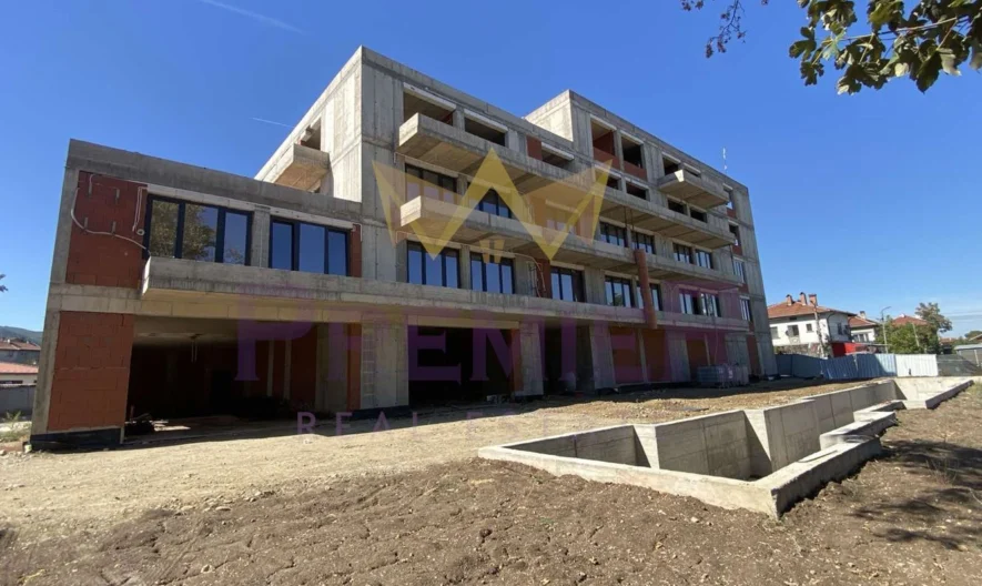 Четиристаен апартамент в с. Нови Хан -  - снимка 3 - Имоти Премиер