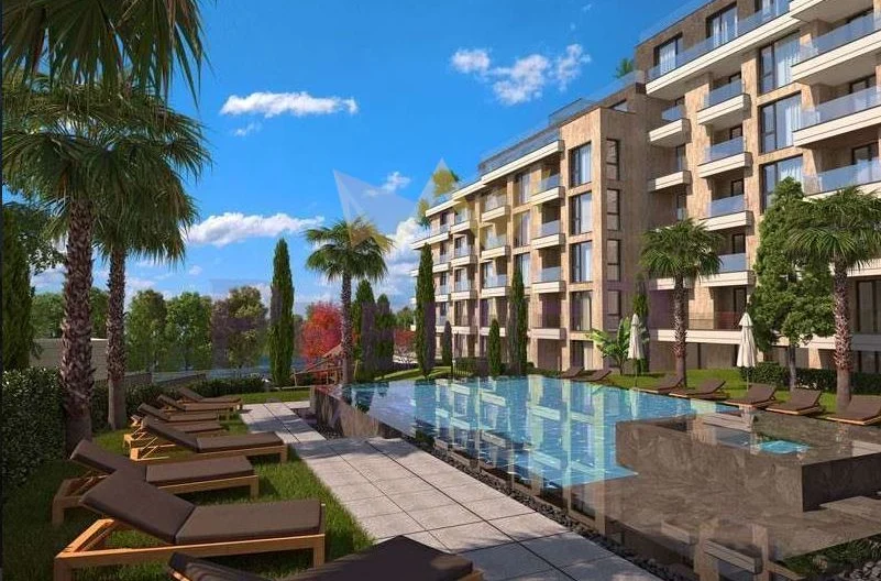 Четиристаен апартамент в Св. Св. Константин и Елена -  - снимка 3 - Имоти Премиер