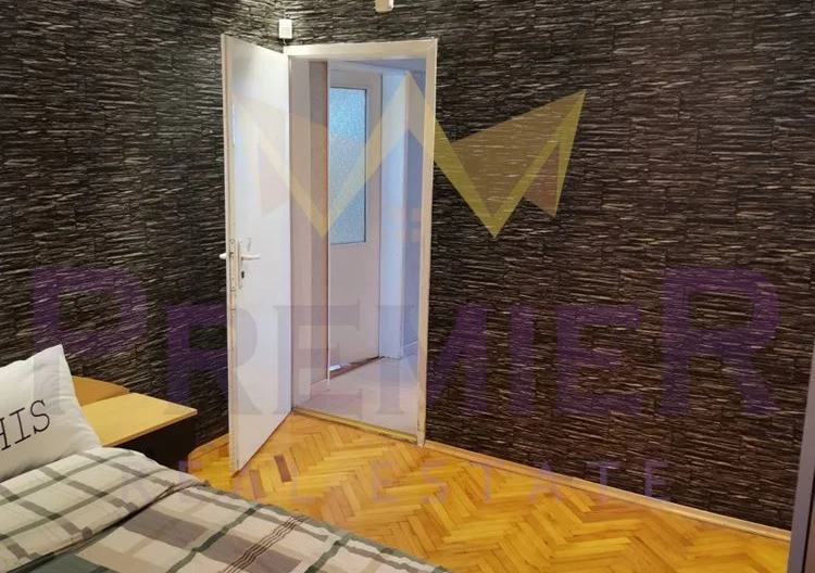 Четиристаен апартамент в Център, гр. Перник - - снимка 3 - Имоти Премиер