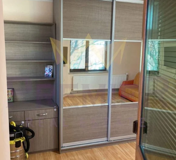 Четиристаен апартамент в центъра на град Добрич! - - снимка 11 - Имоти Премиер