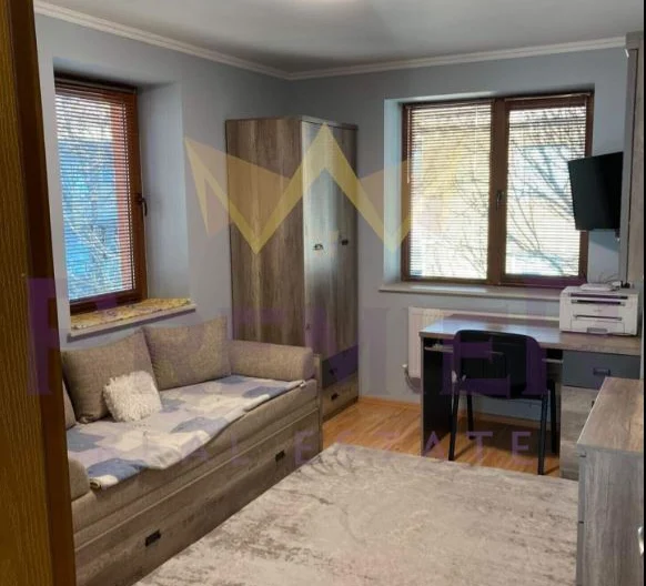 Четиристаен апартамент в центъра на град Добрич! - - снимка 8 - Имоти Премиер