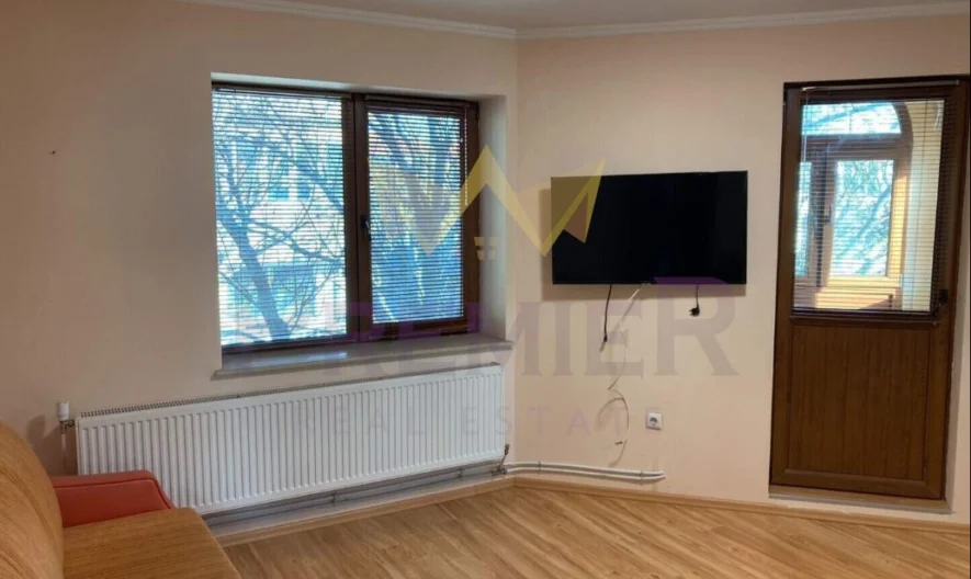 Четиристаен апартамент в центъра на град Добрич! - - снимка 9 - Имоти Премиер