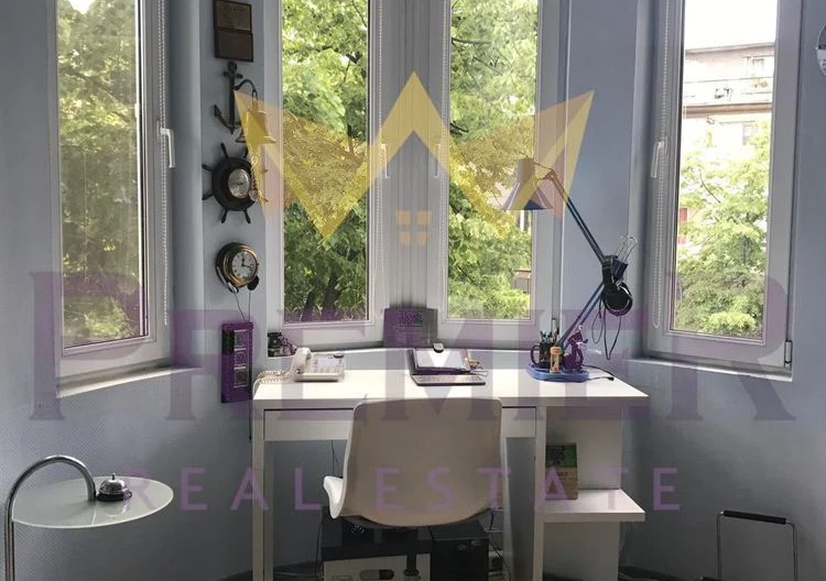 ЧЕТИРИСТАЕН АПАРТАМЕНТ В ЦЕНТЪРА НА ГРАД ВАРНА - - снимка 14 - Имоти Премиер