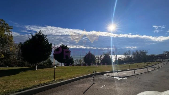 ЧЕТИРИСТАЕН АПАРТАМЕНТ В ЗАТВОРЕН КОМПЛЕКС -  - снимка 11 - Имоти Премиер