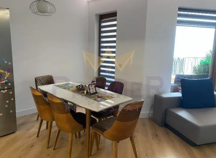 ЧЕТИРИСТАЕН АПАРТАМЕНТ В ЗАТВОРЕН КОМПЛЕКС -  - снимка 3 - Имоти Премиер