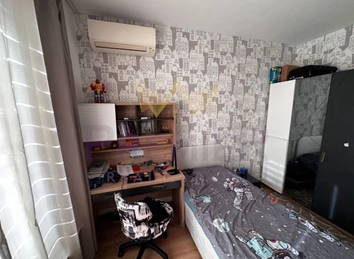 ЧЕТИРИСТАЕН АПАРТАМЕНТ В ЗАТВОРЕН КОМПЛЕКС -  - снимка 6 - Имоти Премиер