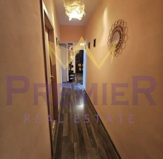 Четиристаен апартамент в ж.к. Люлин 9 - - снимка 8 - Имоти Премиер