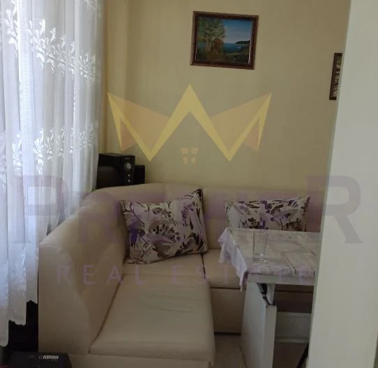 ЧЕТИРИСТАЕН апартамент във Възраждане 4 - - снимка 7 - Имоти Премиер