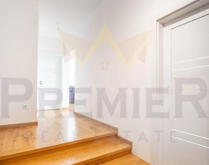 Четиристаен апартамент завършен до ключ с двоен гараж в района на Бриз -  - снимка 12 - Имоти Премиер