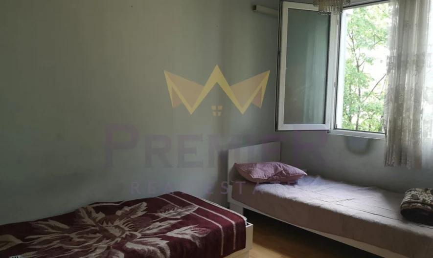 Четиристаен просторен апартамент - - снимка 14 - Имоти Премиер