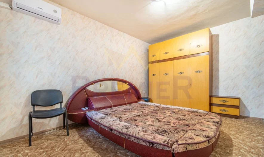 Четиристаен тухлен апартамент в района на Лятно кино Тракия - - снимка 11 - Имоти Премиер