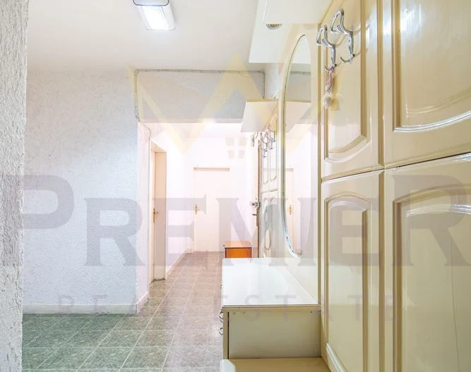 Четиристаен тухлен апартамент в района на Лятно кино Тракия - - снимка 17 - Имоти Премиер