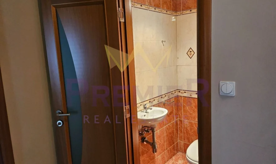 Четиристаен в кв.Иван Вазов -  - снимка 13 - Имоти Премиер