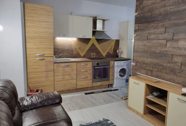 Агенция за недвижими имоти - Имоти Премиер - имот - 1075603, Цена: 460 EUR