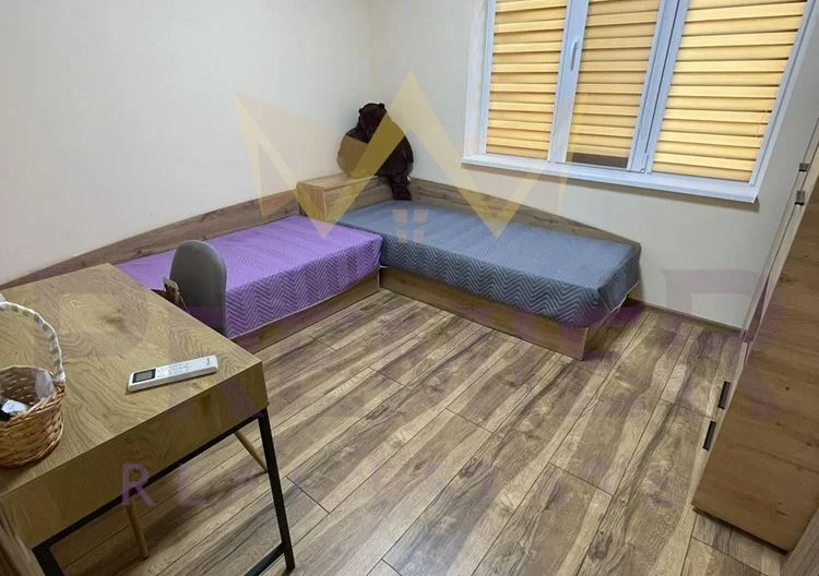 ЧИСТО НОВ ТРИСТАЕН ЦЕНТЪР - - снимка 10 - Имоти Премиер