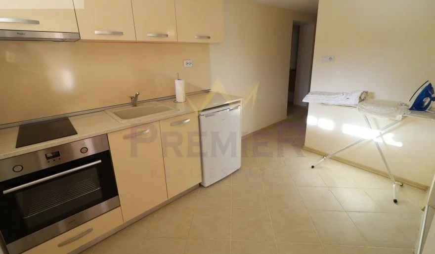 ЧИСТО НОВ ТРИСТАЕН ЦВЕТЕН КВАРТАЛ -  - снимка 1 - Имоти Премиер