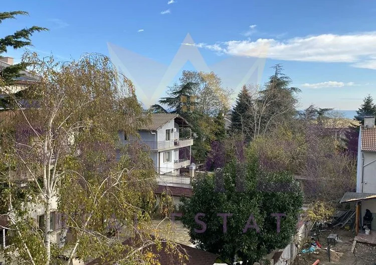 Чудесен Тристаен с Паркомясто !! На крачка от морето и к.к. Константин и Елена - - снимка 17 - Имоти Премиер