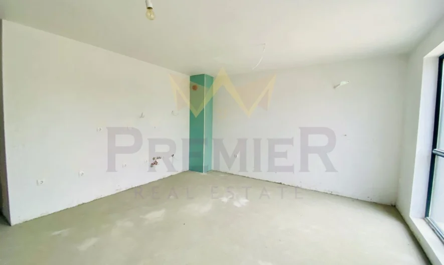 Чудесен Тристаен с Паркомясто !! На крачка от морето и к.к. Константин и Елена -  - снимка 3 - Имоти Премиер