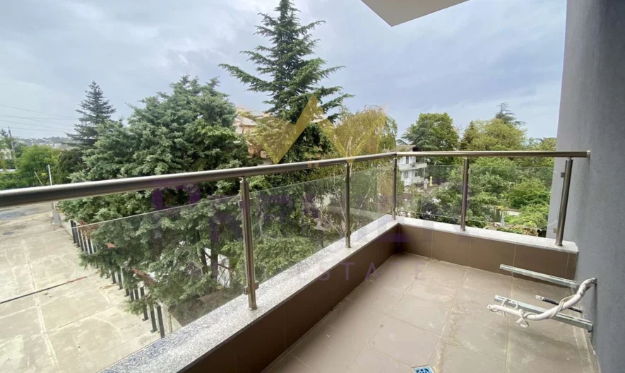 Чудесен Тристаен с Паркомясто !! На крачка от морето и к.к. Константин и Елена -  - снимка 4 - Имоти Премиер