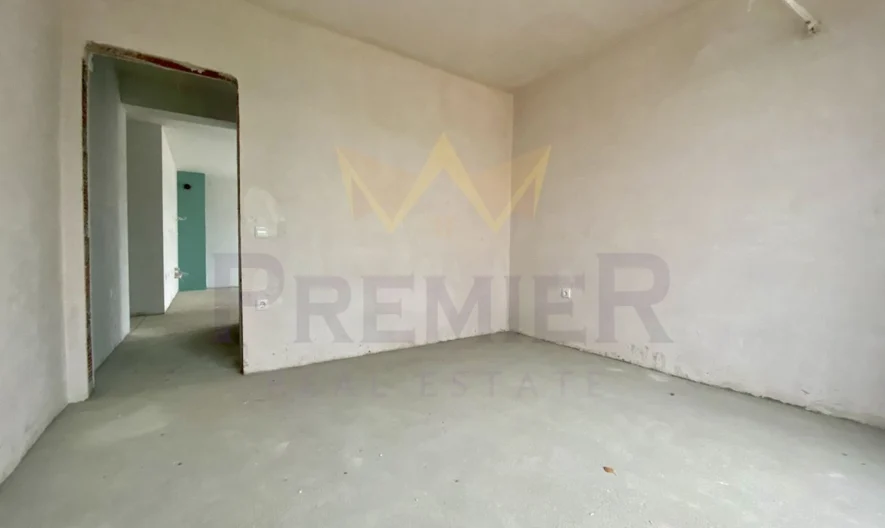 Чудесен Тристаен с Паркомясто !! На крачка от морето и к.к. Константин и Елена -  - снимка 5 - Имоти Премиер