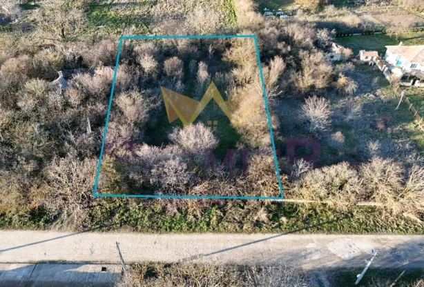 Агенция за недвижими имоти - Имоти Премиер - имот - 1178197, Цена: 23500 EUR