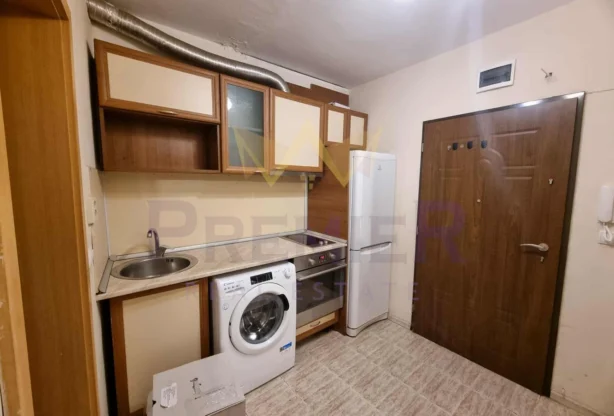 Агенция за недвижими имоти - Имоти Премиер - имот - 1090809, Цена: 370 EUR