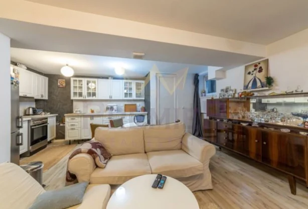 Агенция за недвижими имоти - Имоти Премиер - имот - 1178620, Цена: 135000 EUR