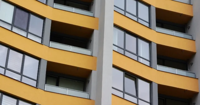 Дарение на недвижим имот – колко струва?