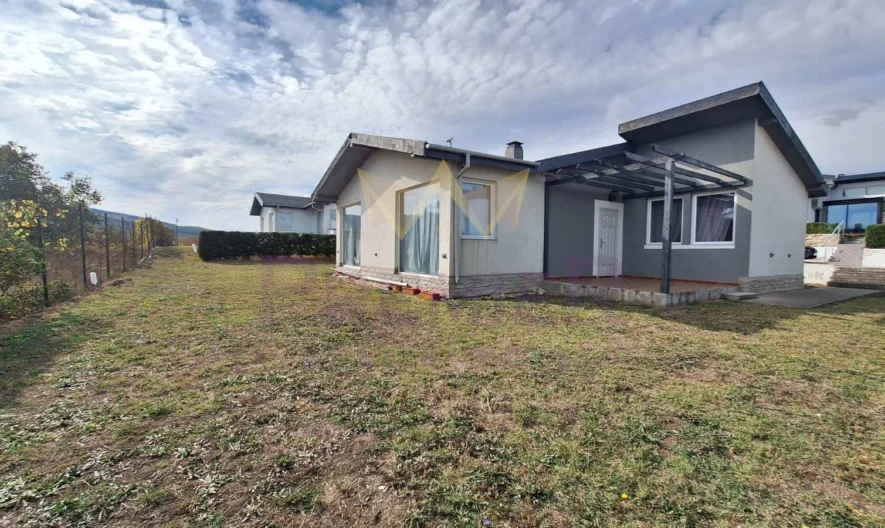 Detached furnished house -  - snimka 1 - Imoti Premier