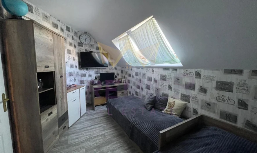 DREI-ZIMMER-WOHNUNG, KREISKRANKENHAUS -  - snimka 5 - Imoti Premier