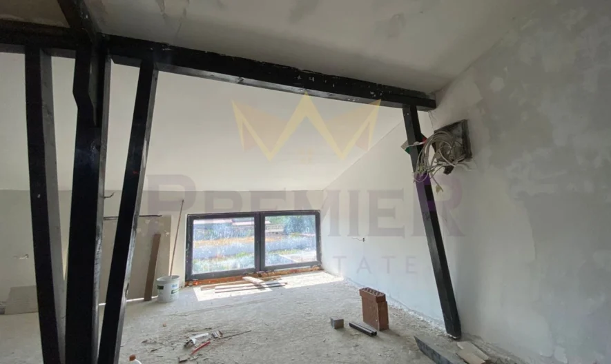 Dreistöckiges Haus im Dorf Kostievo, Gebiet Plovdiv -  - snimka 1 - Imoti Premier