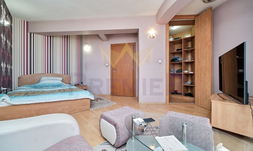 Dreistöckiges Haus mit atemberaubendem Meerblick-Panorama - - snimka 9 - Imoti Premier