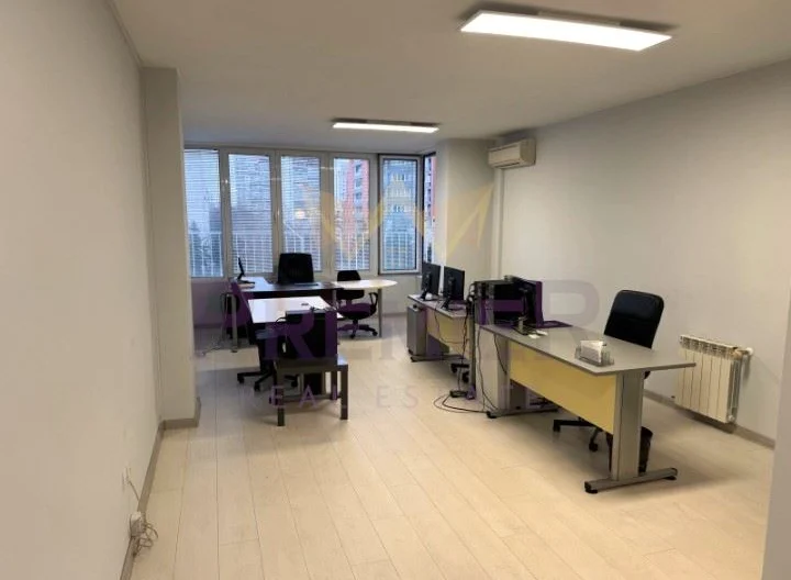 Dreizimmerwohnung auf dem Bulgarien-Boulevard -  - snimka 3 - Imoti Premier