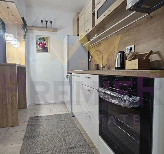 DREIZIMMERWOHNUNG, IDEALES ZENTRUM - - snimka 2 - Imoti Premier