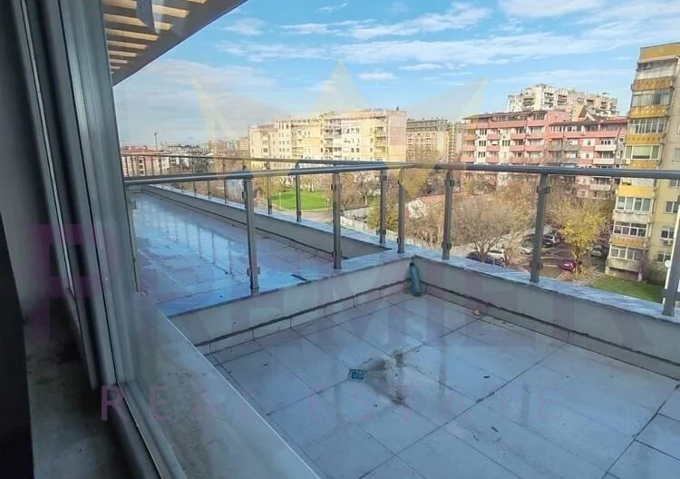 Dreizimmerwohnung im Stadtteil Juzhen, Stadt Plovdiv. -  - snimka 8 - Imoti Premier