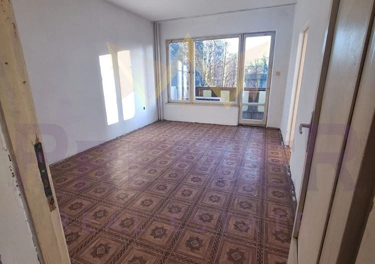 Dreizimmerwohnung im Viertel Yuzhen -  - snimka 4 - Imoti Premier