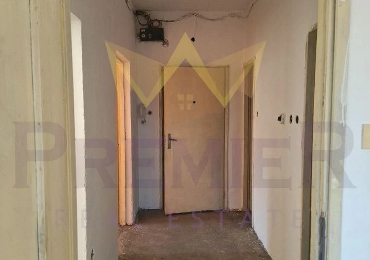 Dreizimmerwohnung im Viertel Yuzhen -  - snimka 5 - Imoti Premier
