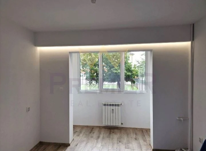 Dreizimmerwohnung im Wohnviertel Tolstoi -  - snimka 3 - Imoti Premier