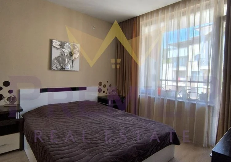 Dreizimmerwohnung in einer geschlossenen Wohnanlage – nur 100 Meter vom Ufer entfernt! -  - snimka 19 - Imoti Premier